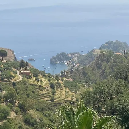 Apartman Mi 'ffaciu E Mi Ricriu Castelmola