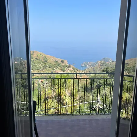 Mi 'ffaciu E Mi Ricriu Apartman Castelmola